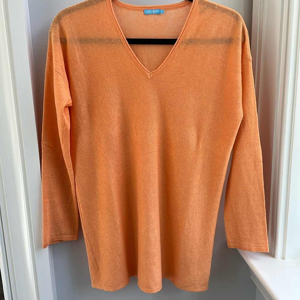 J McLaughlin linen v-neck